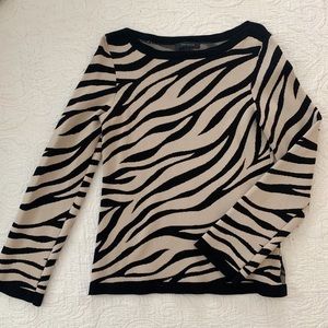 Anne Klein Zebra Print Sweater Sz Small